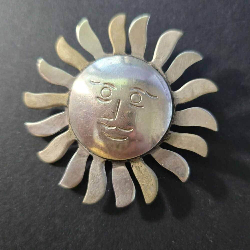 Vintage Laton Mexico 925 2-Tone Sun Smiling Face Brooch